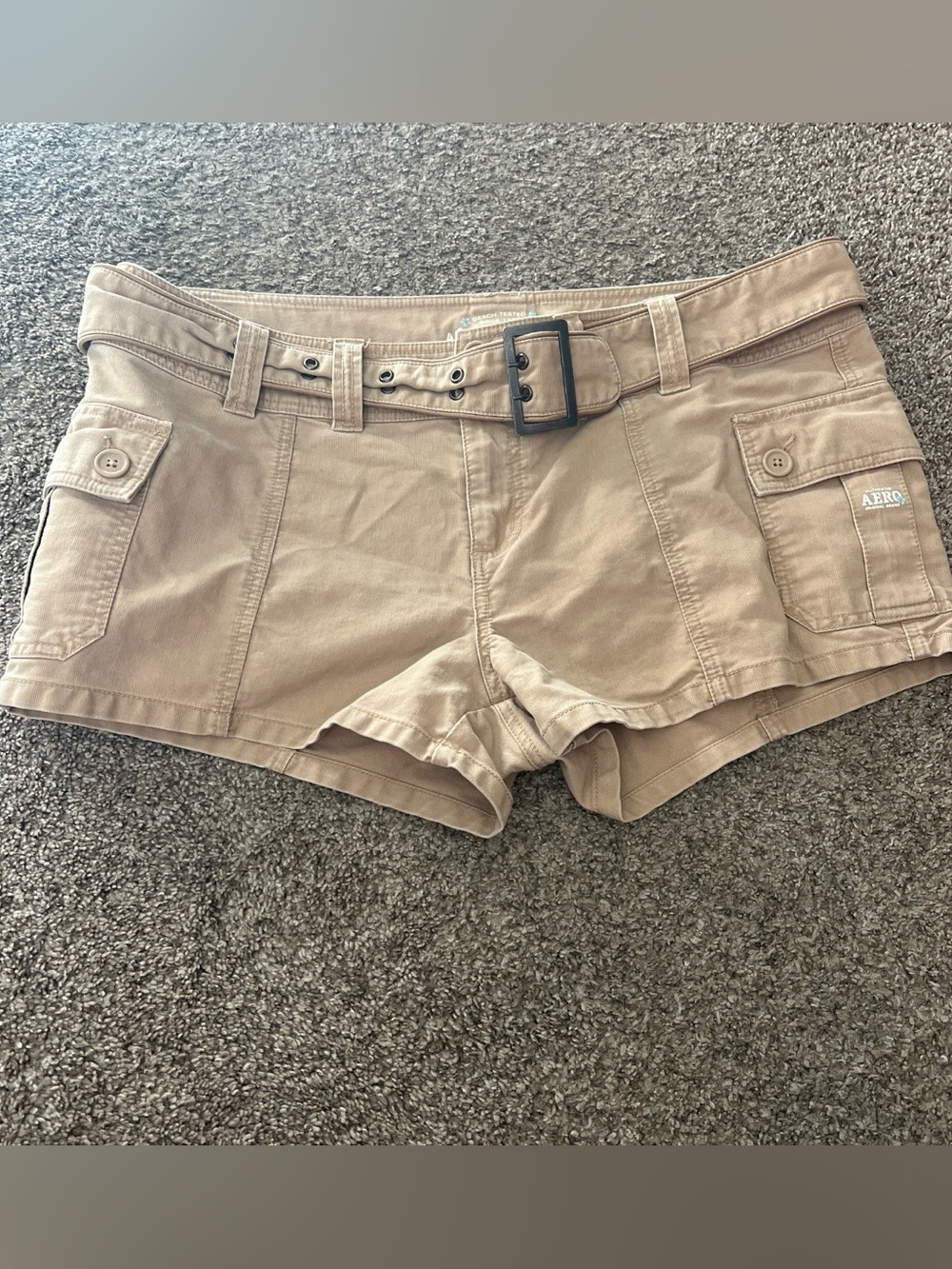 Y2K Aeropostale cargo shorts with belt
